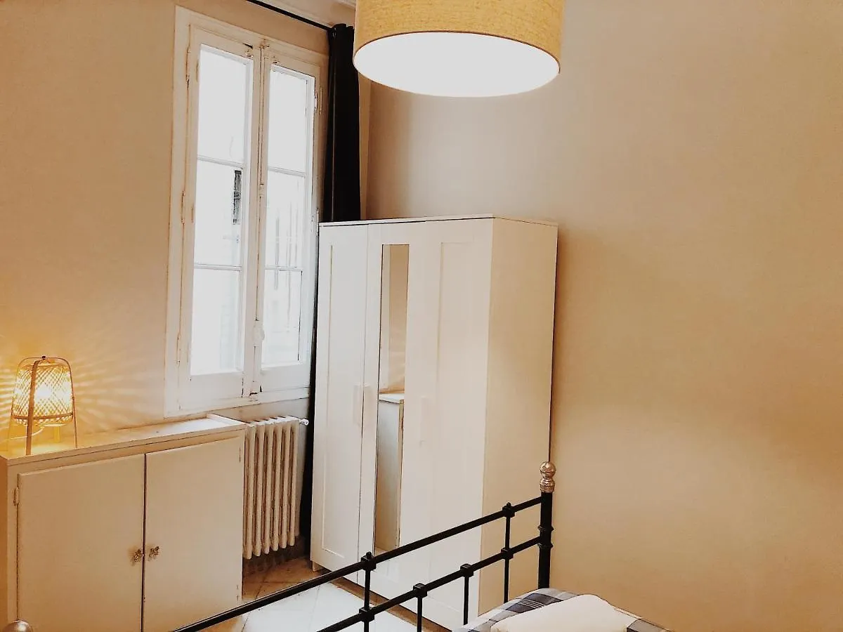 Plaza Universidad Apartments Barcelona