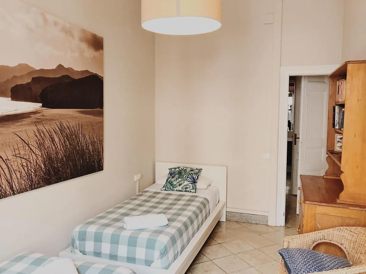 Plaza Universidad Apartments Barcelona Spanje